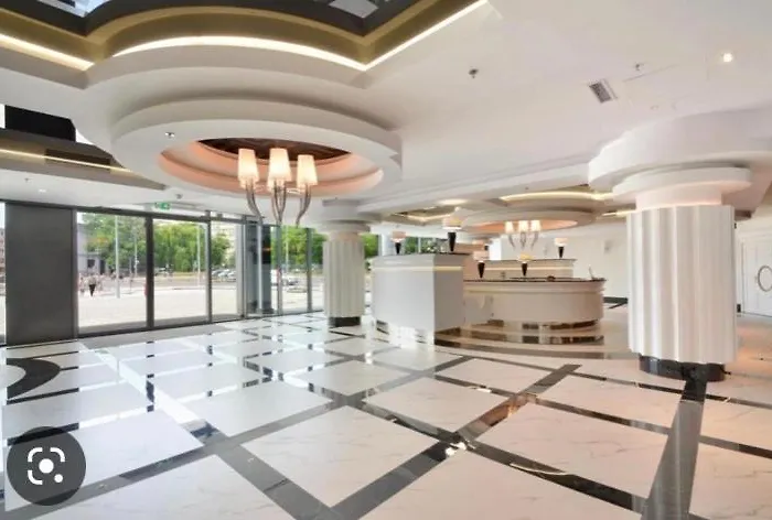 White Sky 26 Hanza Tower Pool Jacuzzi Sauna アパート シュチェチン